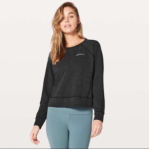 Lululemon logo loop back crew